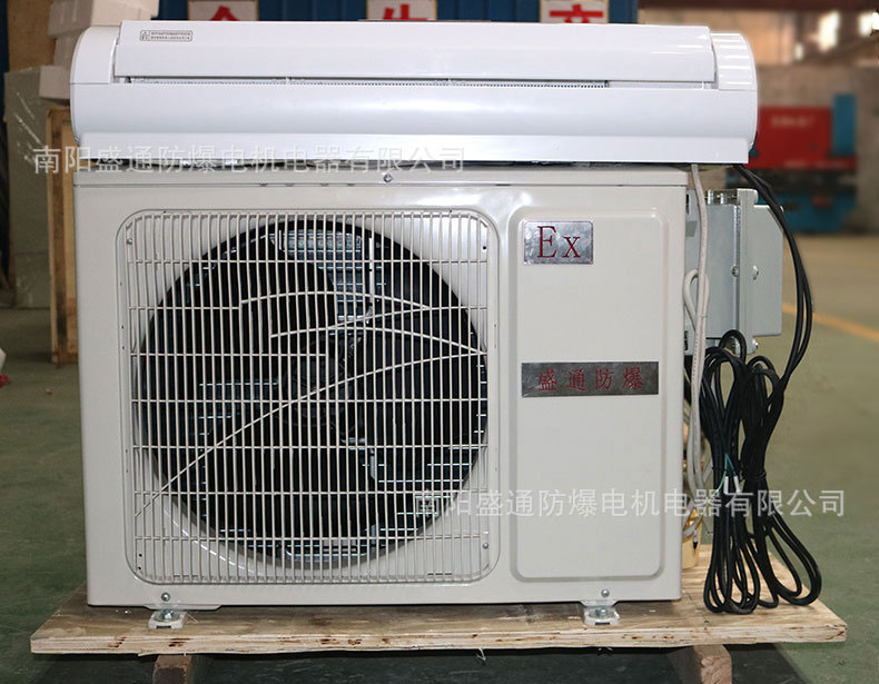 ��������x��������{��